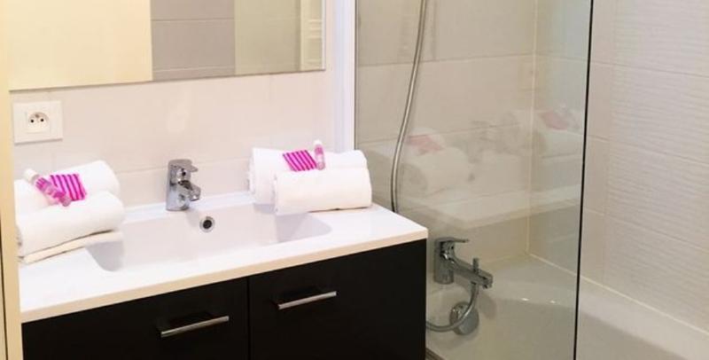 Nemea Appart Hotel Quai Victor Tours Centre Bagian luar foto