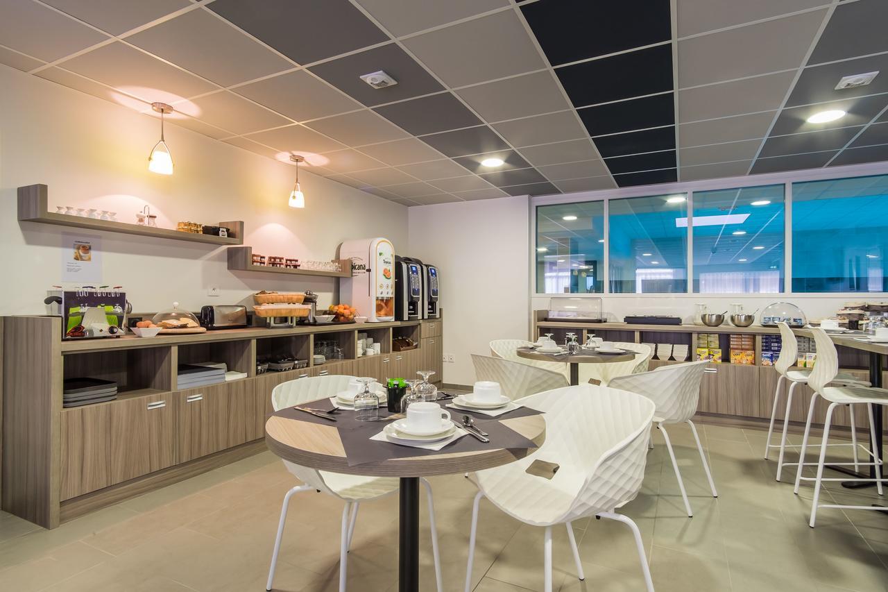 Nemea Appart Hotel Quai Victor Tours Centre Bagian luar foto